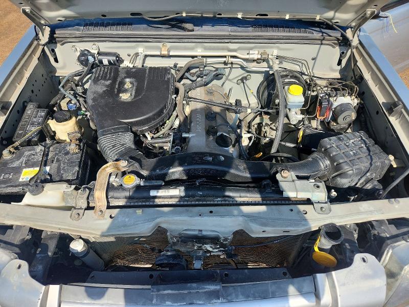 Photo 11 from auction – 2004 NISSAN FRONTIER with VIN 1N6DD26T84C471575
