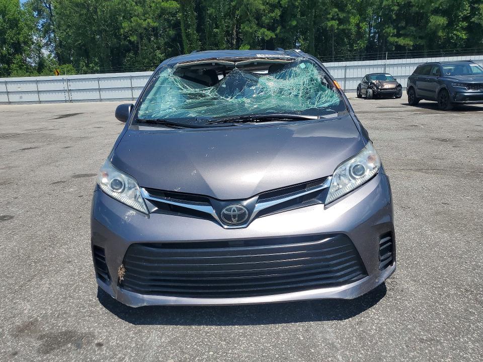 Photo 5 from auction – 2020 TOYOTA SIENNA with VIN 5TDKZ3DCXLS081885