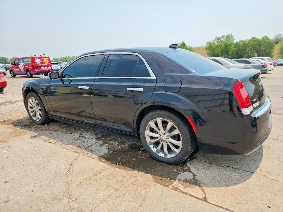 Photo 2 from auction – 2019 CHRYSLER 300 with VIN 2C3CCAKG3KH610918