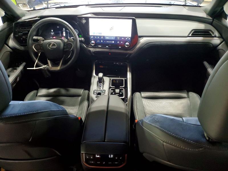 Photo 8 from auction – 2024 LEXUS TX 350 with VIN 5TDAAAB68RS016434