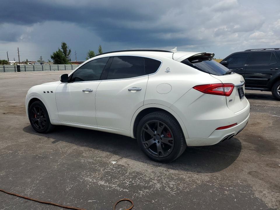 Photo 2 from auction – 2018 MASERATI LEVANTE with VIN ZN661YUS0JX284352