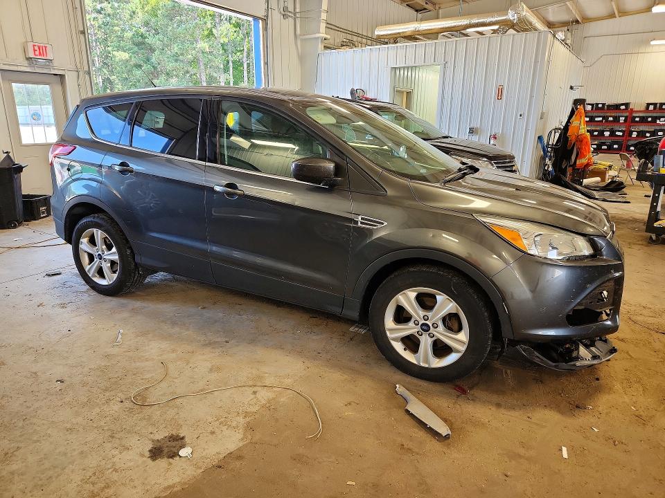 Photo 4 from auction – 2016 FORD ESCAPE with VIN 1FMCU0G74GUC43281