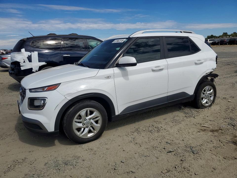 HYUNDAI VENUE 2020 with VIN KMHRC8A35LU017746 - Photo from auction