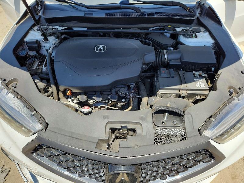 Photo 11 from auction – 2020 ACURA TLX with VIN 19UUB2F41LA005578