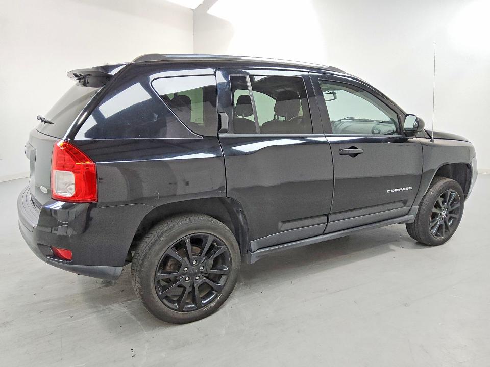 Photo 3 from auction – 2012 JEEP COMPASS with VIN 1C4NJDEB0CD621546