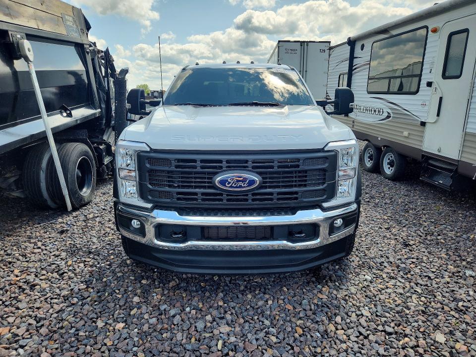 Photo 5 from auction – 2026 FORD F450 with VIN 1FT8W4DT3TEC88357
