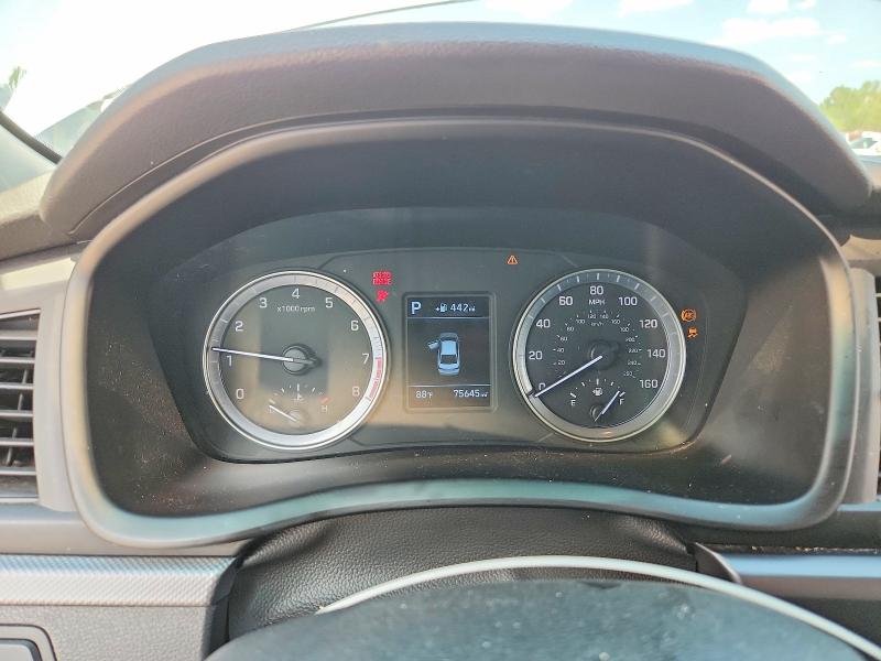 Photo 9 from auction – 2018 HYUNDAI SONATA with VIN 5NPE24AF1JH685155