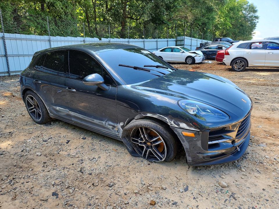Photo 4 from auction – 2021 PORSCHE MACAN with VIN WP1AA2A55MLB10133