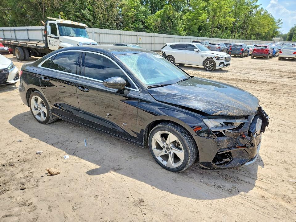 Photo 4 from auction – 2022 AUDI A3 with VIN WAUAUDGY8NA031555