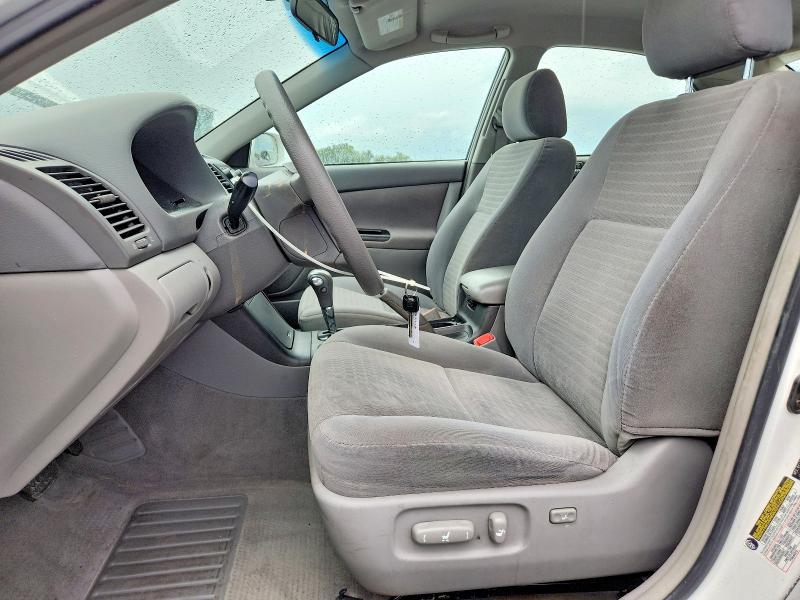 Photo 7 from auction – 2006 TOYOTA CAMRY with VIN 4T1BE32K06U711074