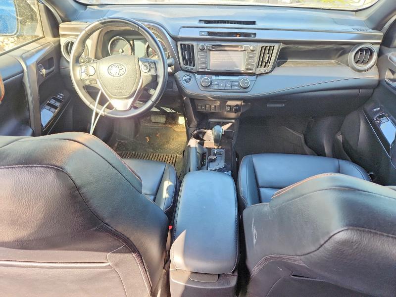Photo 8 from auction – 2016 TOYOTA RAV4 with VIN JTMNFREV5GJ082812