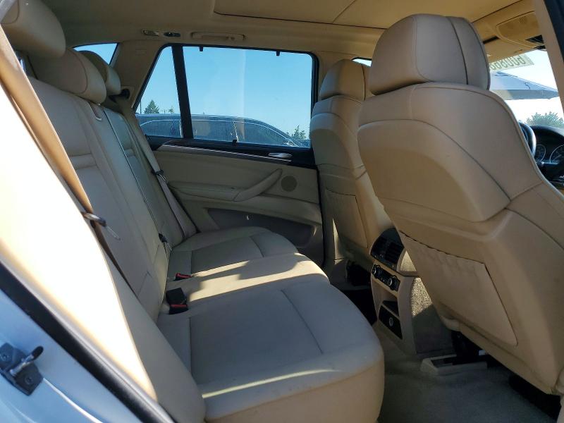 Photo 11 from auction – 2010 BMW X5 with VIN 5UXFE4C58AL381833