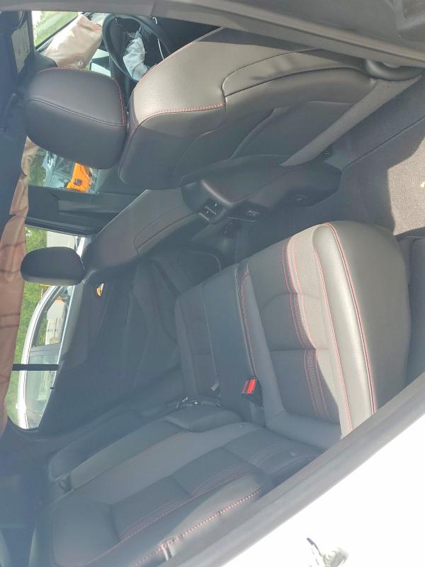 Photo 10 from auction – 2022 CHEVROLET EQUINOX with VIN 2GNAXMEV2N6116558