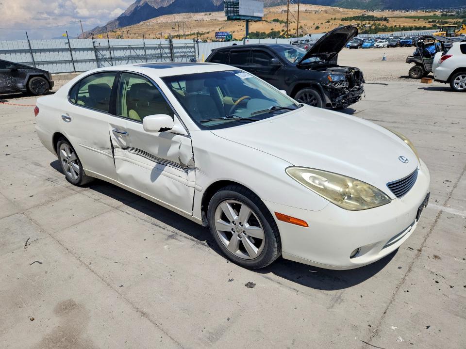 Photo 4 from auction – 2005 LEXUS ES with VIN JTHBA30G755119645