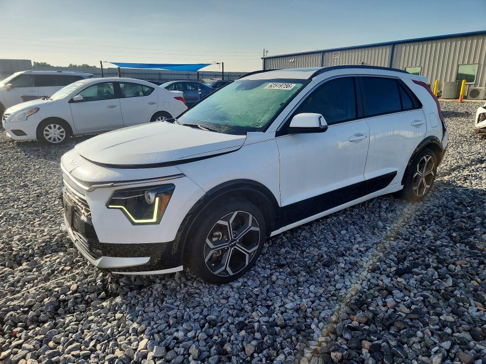 KIA NIRO 2024 with VIN KNDCR3LE4R5142699 - Photo from auction
