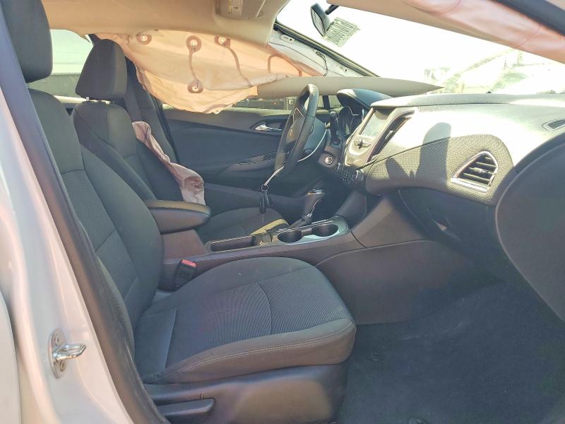 Photo 7 from auction – 2017 CHEVROLET CRUZE with VIN 1G1BE5SM8H7129638
