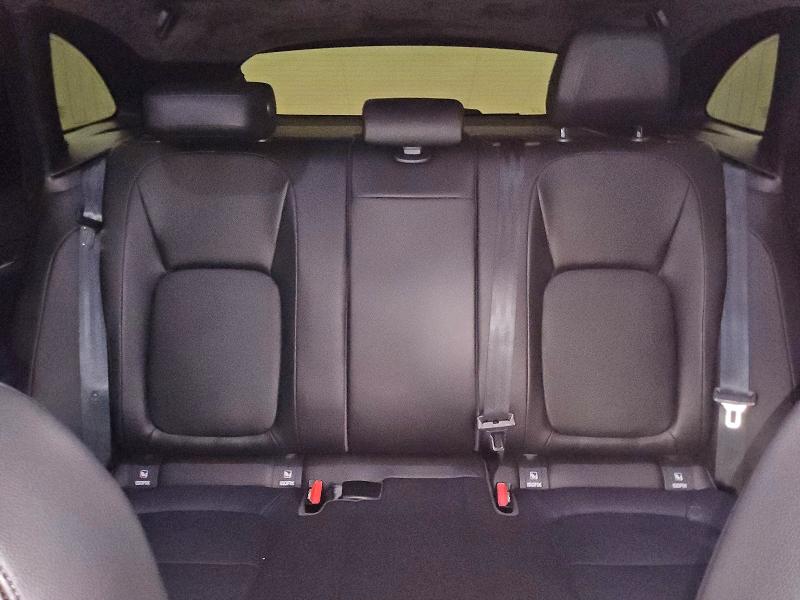 Photo 10 from auction – 2019 JAGUAR F-PACE with VIN SADCJ2FXXKA360162