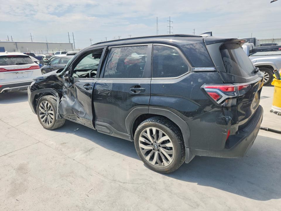 Photo 2 from auction – 2025 SUBARU FORESTER with VIN JF2SLDTC4SH578816