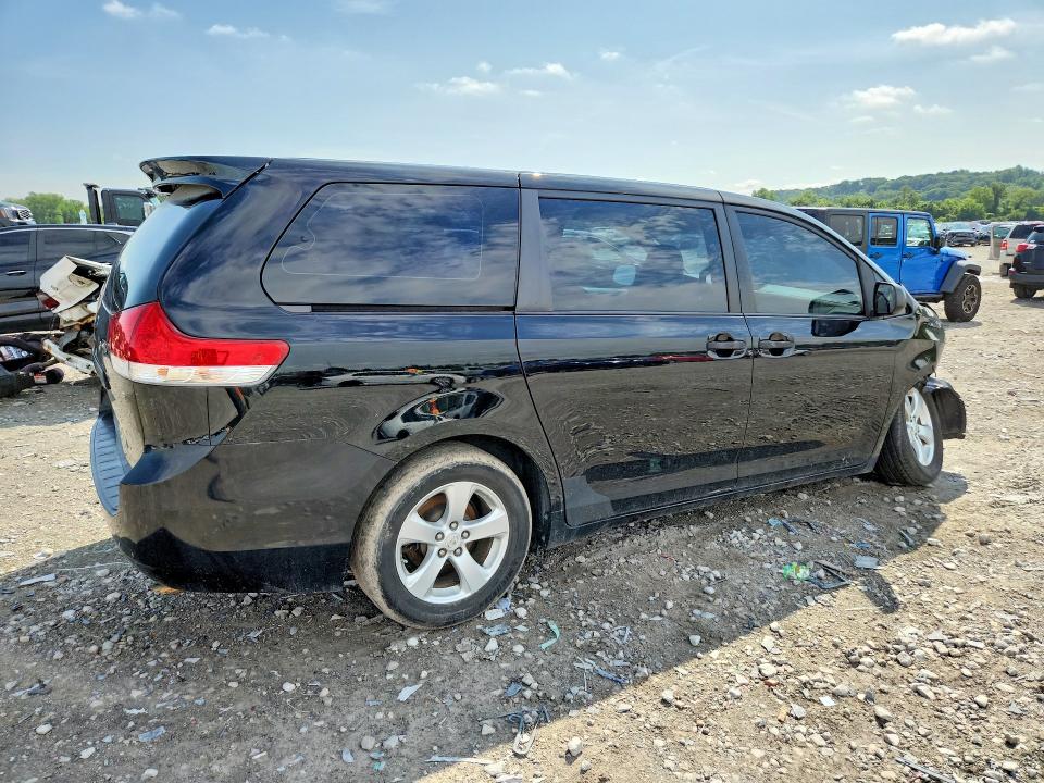 Photo 3 from auction – 2012 TOYOTA SIENNA with VIN 5TDZK3DC6CS191948