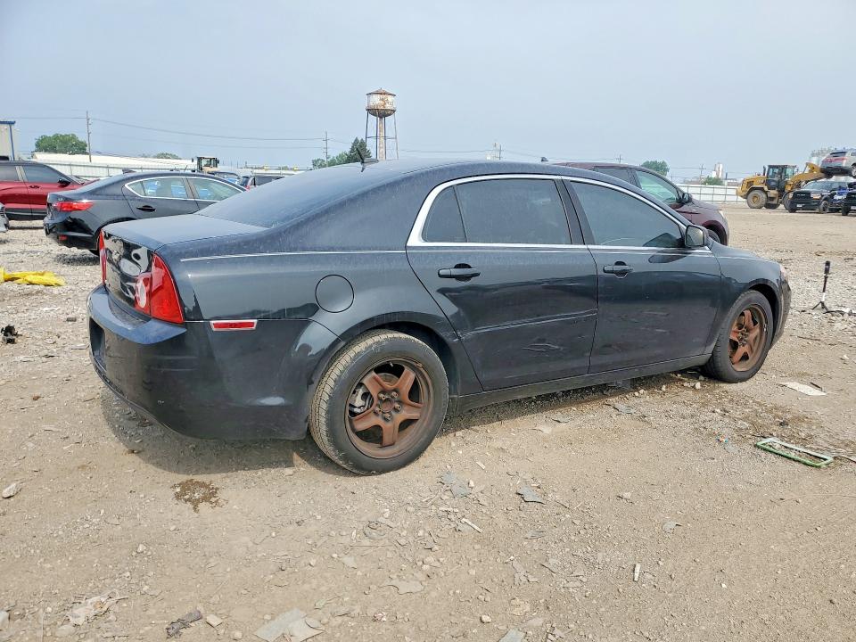 Photo 3 from auction – 2011 CHEVROLET MALIBU with VIN 1G1ZB5E19BF174058