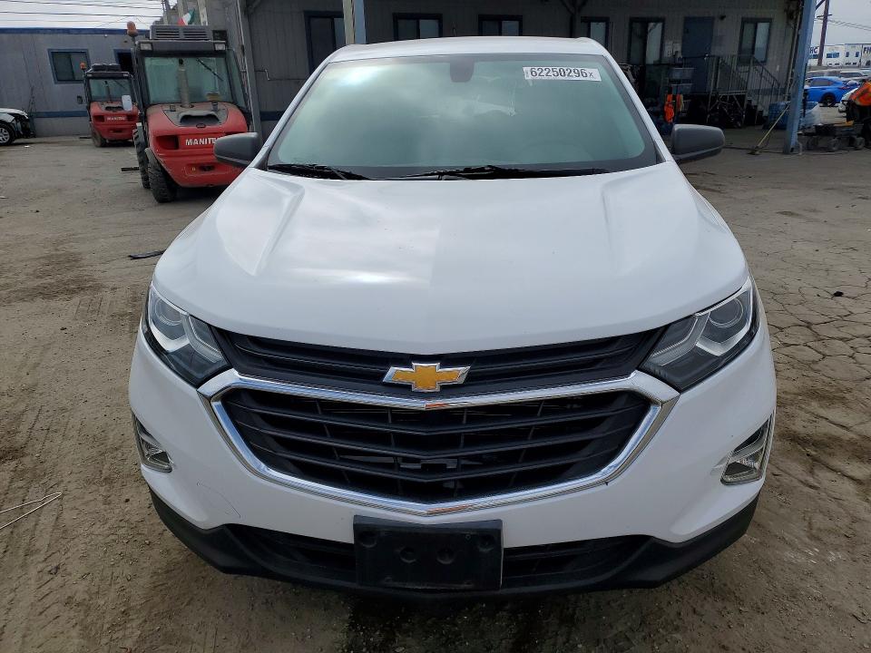 Photo 5 from auction – 2018 CHEVROLET EQUINOX with VIN 3GNAXHEV6JS563042