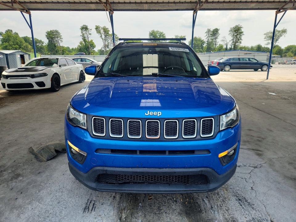 Photo 5 from auction – 2018 JEEP COMPASS with VIN 3C4NJDBB9JT178373