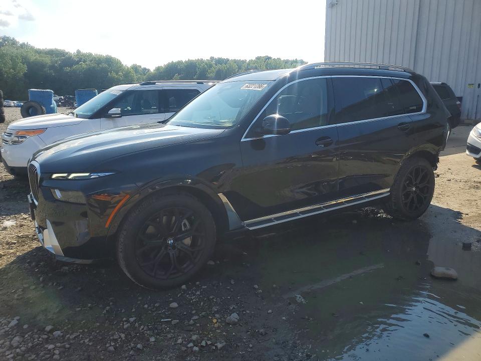 2025 BMW X7