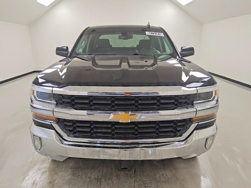 Снимка 5 от търг – 2018 CHEVROLET SILVERADO с VIN 3GCUCRER1JG277340