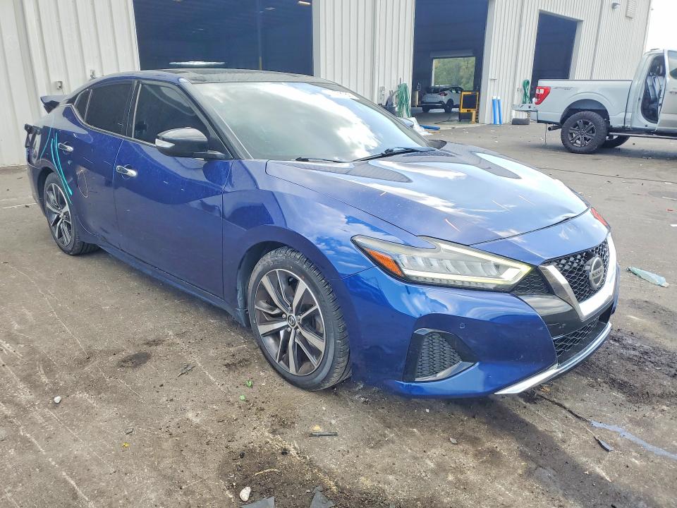 Photo 4 from auction – 2019 NISSAN MAXIMA with VIN 1N4AA6AV2KC377774
