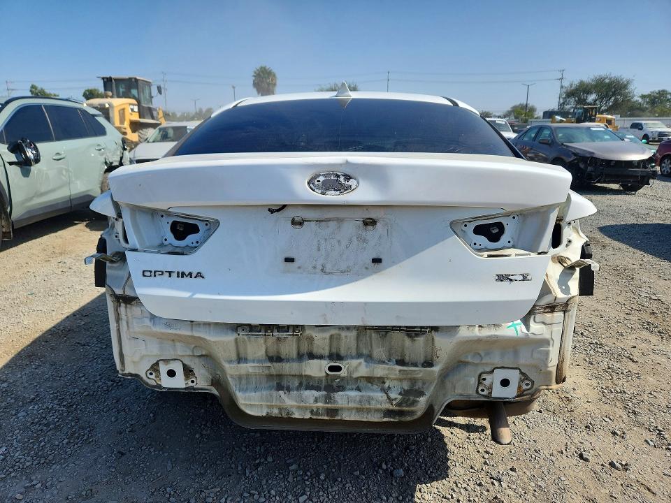Photo 6 from auction – 2017 KIA OPTIMA with VIN KNAGT4LC1H5005335
