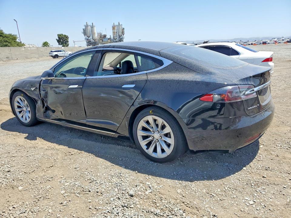 Photo 2 from auction – 2016 TESLA MODEL S with VIN 5YJSA1E29GF145281