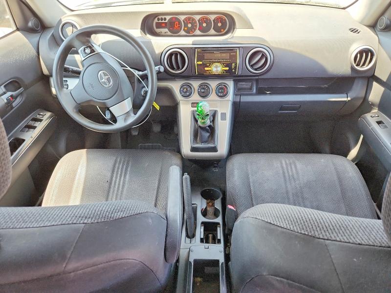 Zdjęcie 8 z aukcji – 2009 SCION XB z VIN JTLKE50E691077745