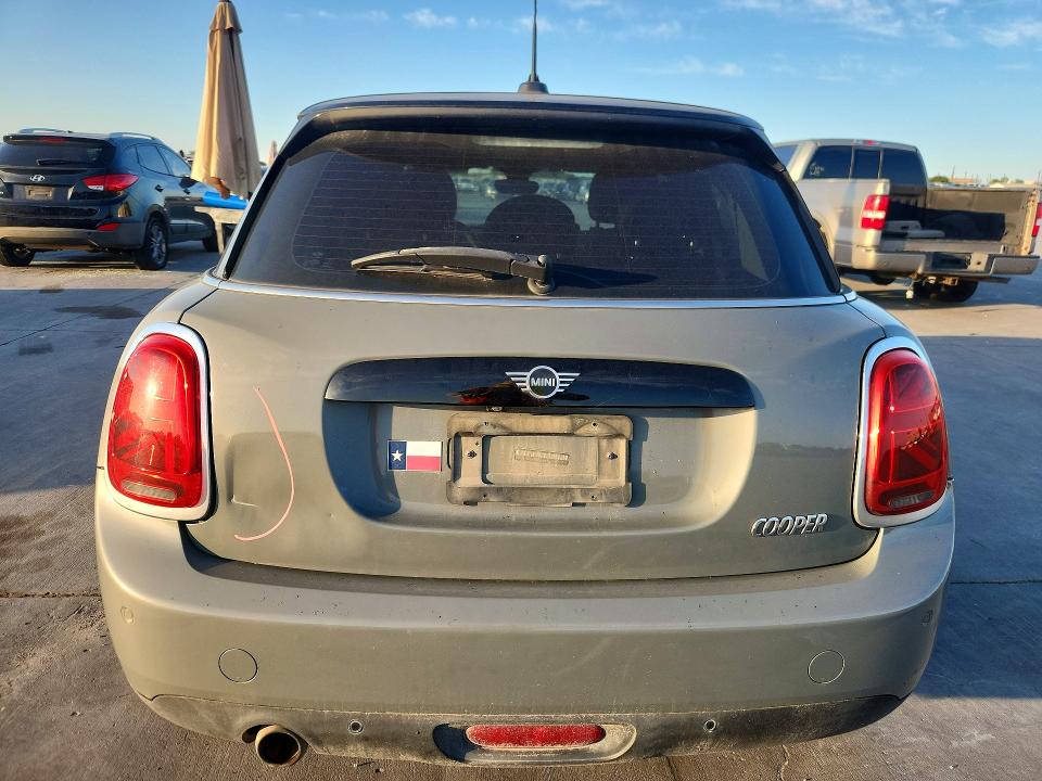 Photo 6 from auction – 2020 MINI COOPER with VIN WMWXU7C08L2L60470