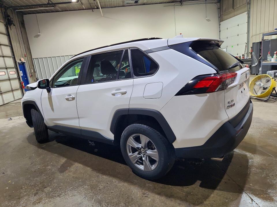 Photo 2 from auction – 2024 TOYOTA RAV4 with VIN 2T3P1RFV9RC476373