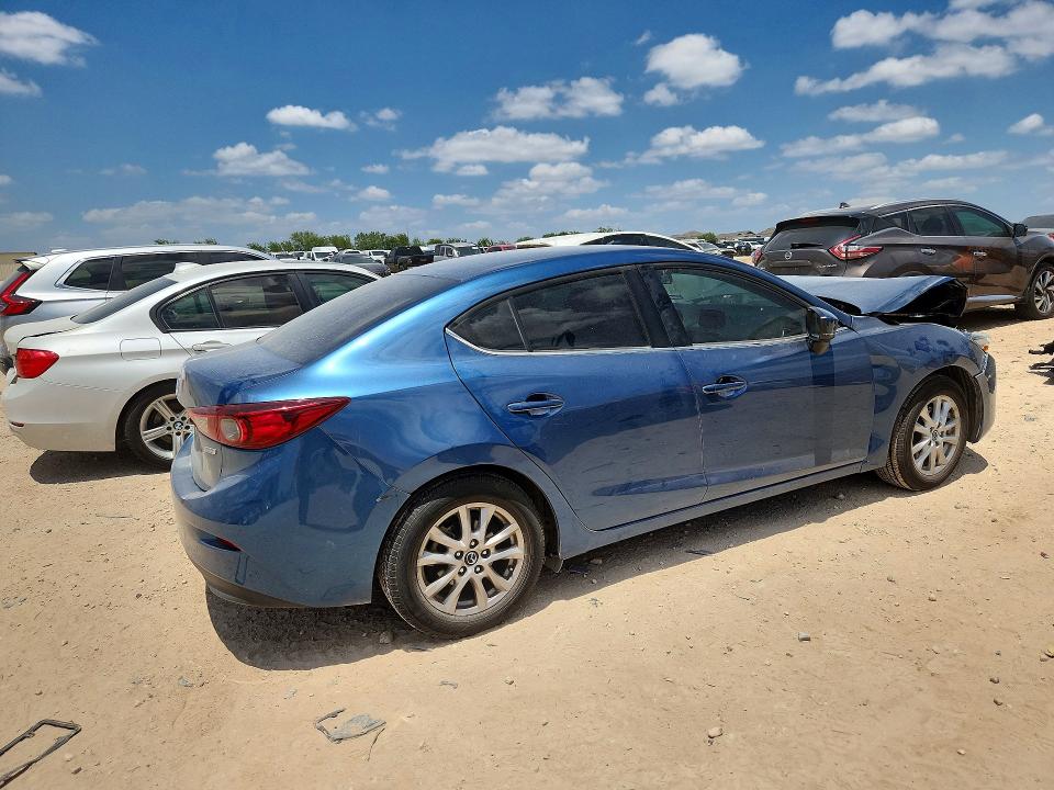 Photo 3 from auction – 2018 MAZDA 3 with VIN 3MZBN1U76JM180510