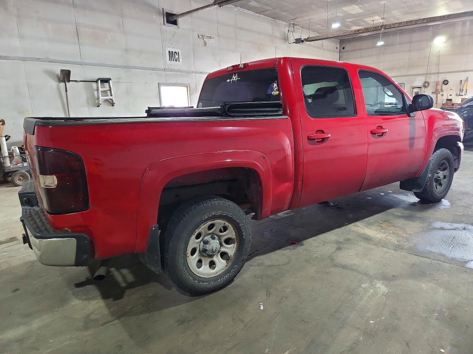 Photo 3 from auction – 2011 CHEVROLET SILVERADO with VIN 3GCPCPEA0BG225257