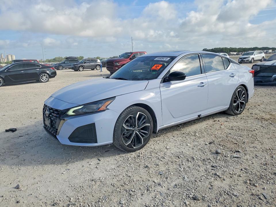 NISSAN ALTIMA 2025 with VIN 1N4BL4CV2SN310872 - Photo from auction