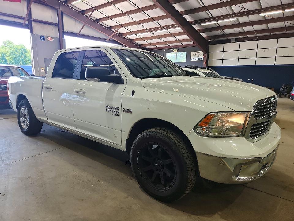 Photo 4 from auction – 2019 RAM 1500 CLASSIC with VIN 1C6RR6TT8KS633284