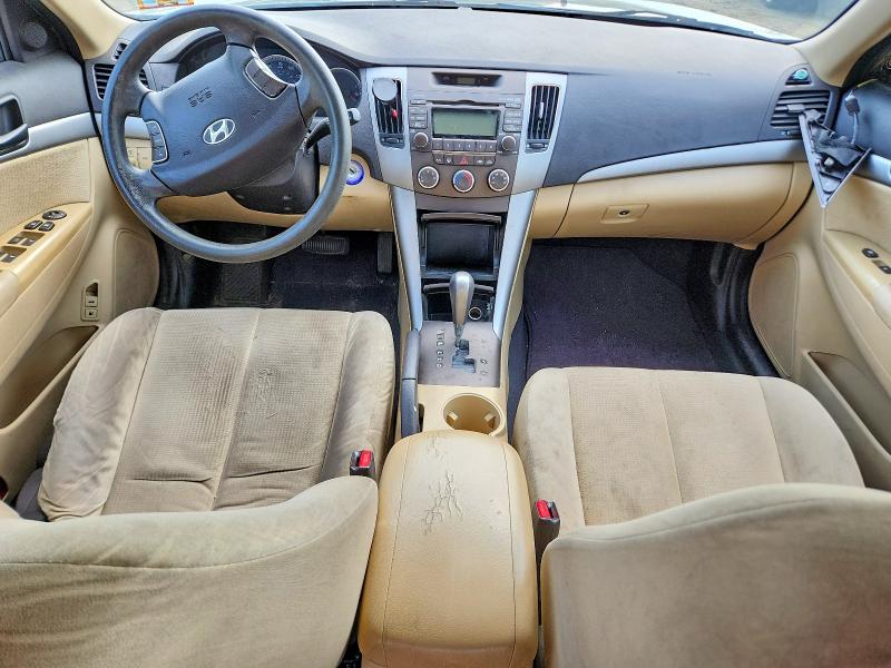 Photo 8 from auction – 2010 HYUNDAI SONATA with VIN 5NPET4AC6AH645351