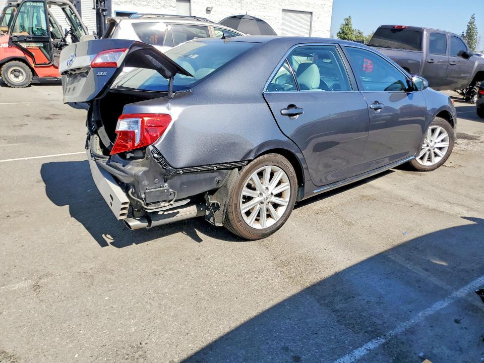 Photo 3 from auction – 2012 TOYOTA CAMRY with VIN 4T1BK1FK9CU507733