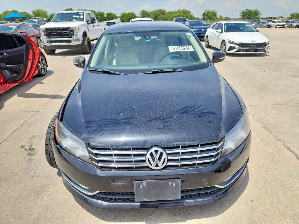 Photo 5 from auction – 2014 VOLKSWAGEN PASSAT with VIN 1VWCS7A37EC097614