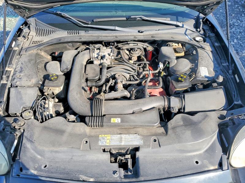 Photo 11 from auction – 2002 FORD THUNDERBIRD with VIN 1FAHP60A92Y121002