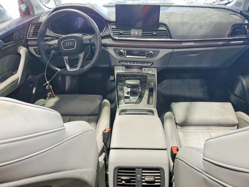 Photo 8 from auction – 2021 AUDI Q5 with VIN WA1CAAFYXM2102228