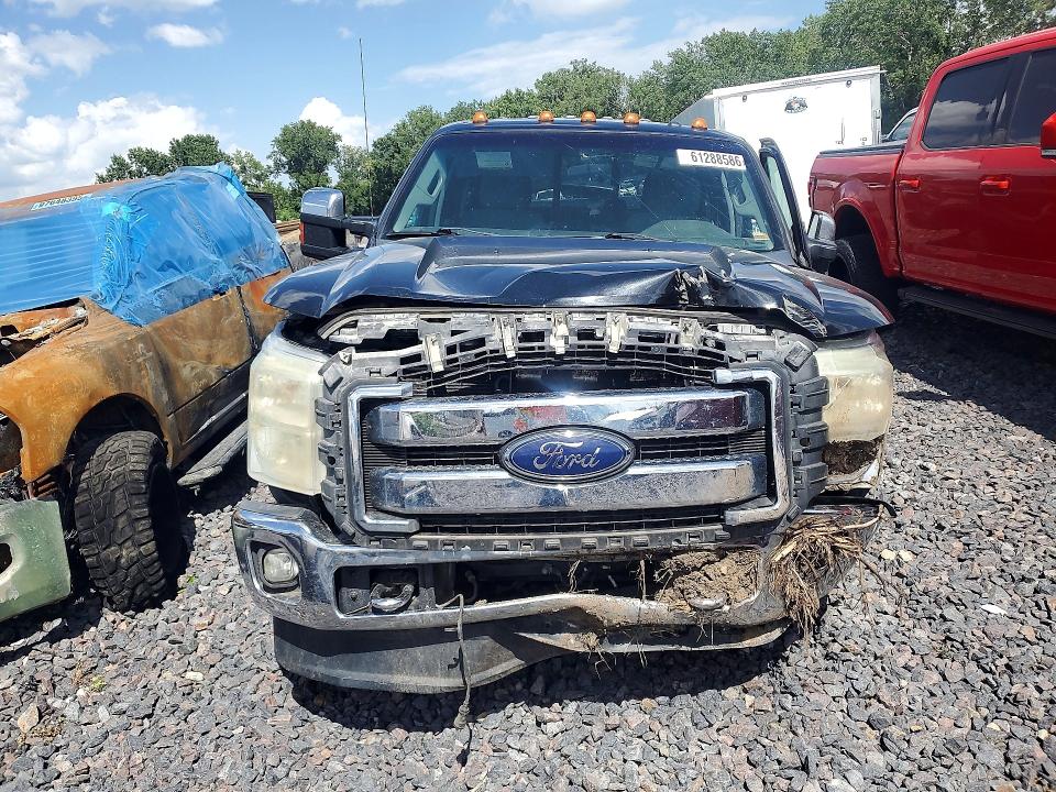Photo 5 from auction – 2015 FORD F350 with VIN 1FT8W3BT1FEA33384