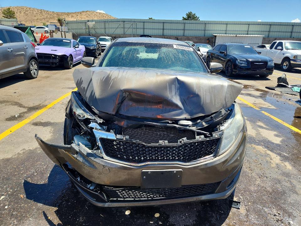 Photo 5 from auction – 2011 KIA OPTIMA with VIN KNAGM4A71B5159814