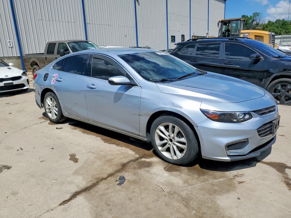 Photo 4 from auction – 2018 CHEVROLET MALIBU with VIN 1G1ZD5ST4JF197357