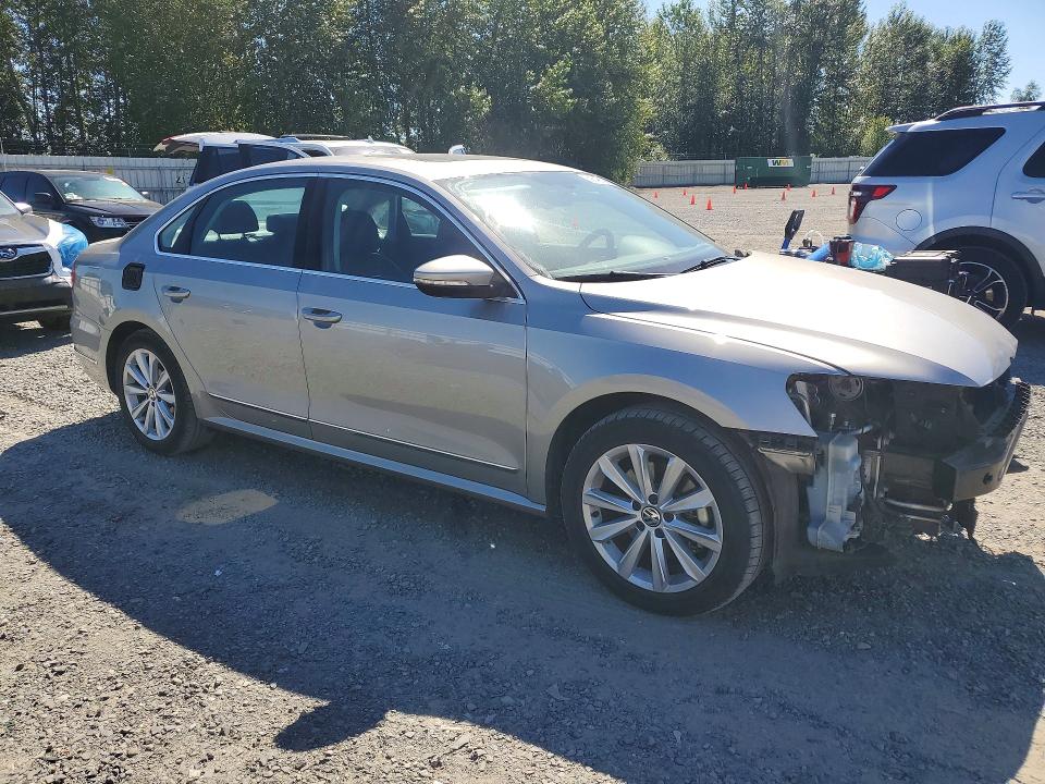 Photo 4 from auction – 2012 VOLKSWAGEN PASSAT with VIN 1VWCP7A39CC081154