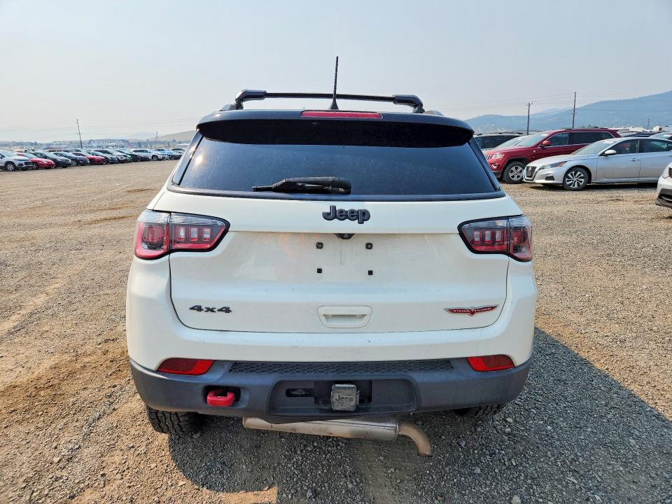 Photo 6 from auction – 2020 JEEP COMPASS with VIN 3C4NJDDB5LT116615