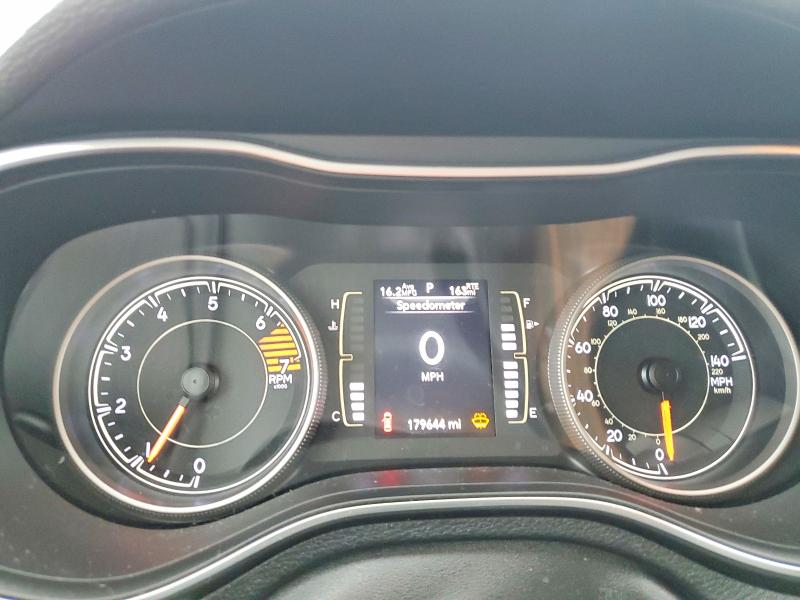 Zdjęcie 9 z aukcji – 2019 JEEP CHEROKEE z VIN 1C4PJLLB8KD151304