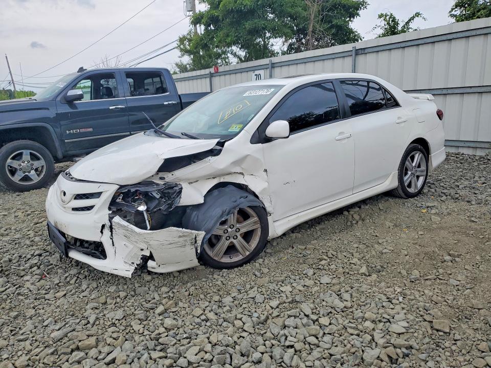 TOYOTA COROLLA 2013 with VIN 2T1BU4EE9DC109481 - Photo from auction